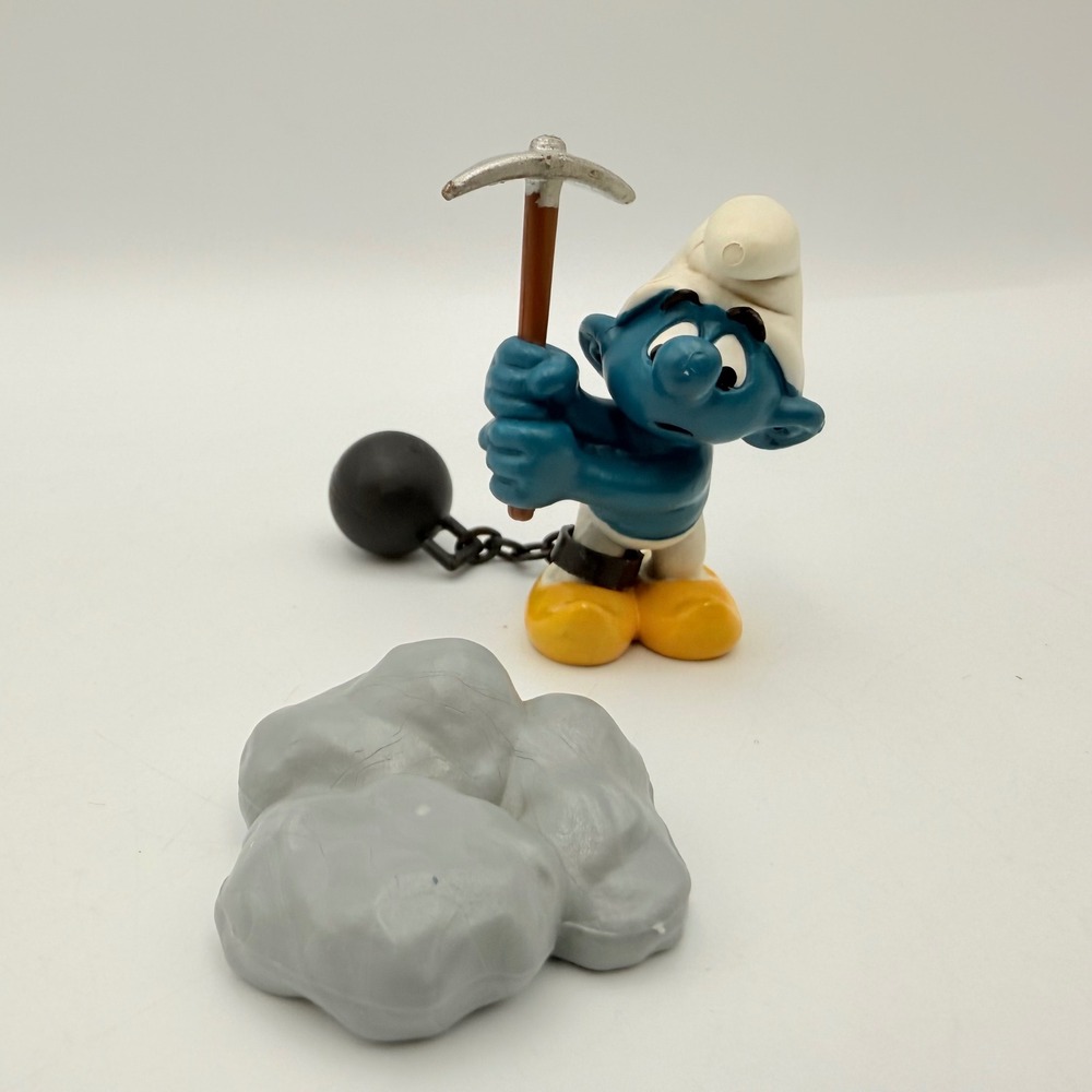 Vintage 1980 Schleich Peyo Convict Smurf with Ball Chain Pickaxe and Rock